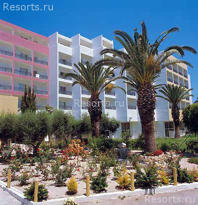 Doreta Beach Hotel 3